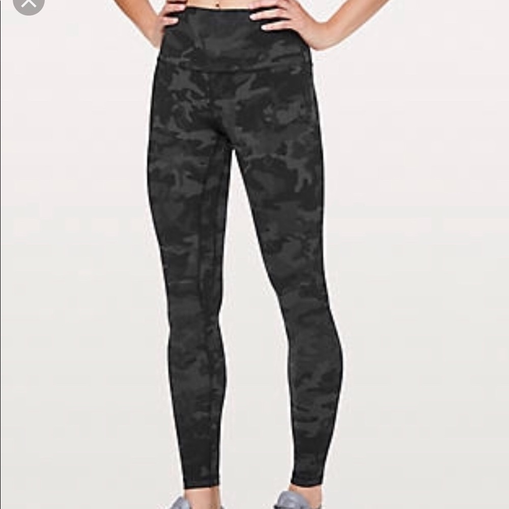 Black Incognito Aligns